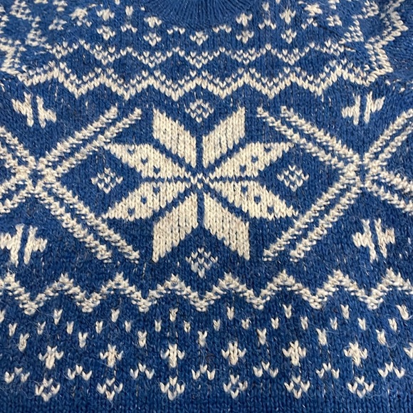 🍀Sale 4/$20 Abercrombie & Fitch Nordic style sweater dress - Picture 10 of 10